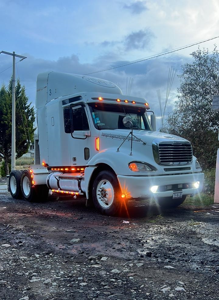 Kenworth T370